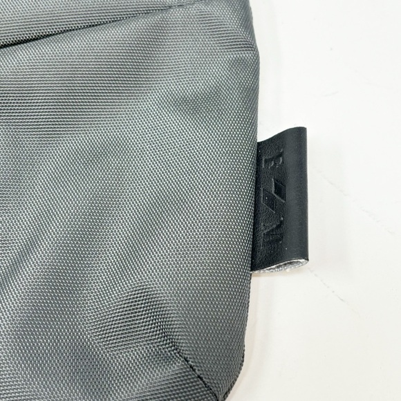 FSM Gray Nylon Saddle Shape Crossbody Bag Adjustable Multiple Pockets 9” X 11” - Picture 3 of 5